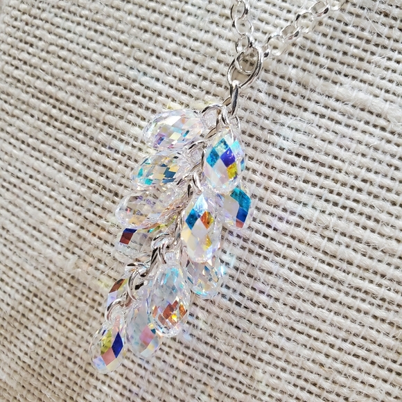 Swarovski Crystal bunch of drops necklace - Picture 2 of 4